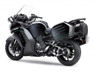 2007-2009 Kawasaki GTR1400/ZG1400 Motorcycle Fairings - Matte Black Green Line